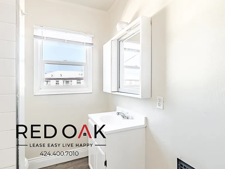 1810-1814 S Westmoreland Ave #18124 — Photo 15