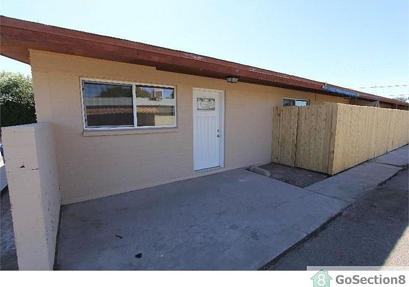 1st image of 625 E Marilyn Ave