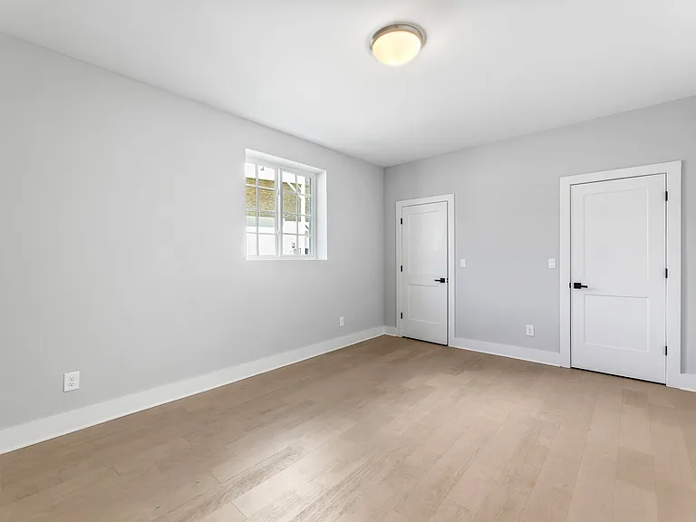 2035 Parkside Ln — Photo 39