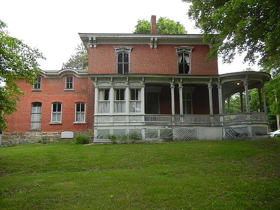 4th image of this home