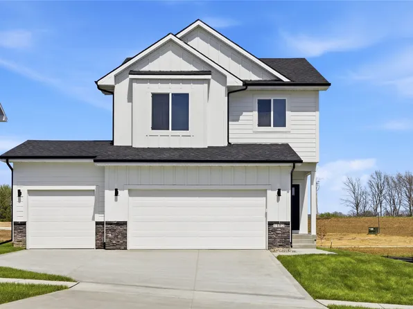 1488 S 91st St, West Des Moines, IA 50266