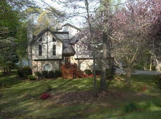 141 Edgewater Dr, Temple, GA 30179