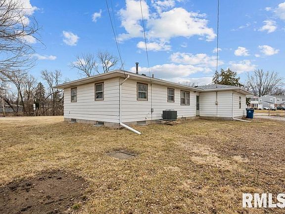 3rd image of 2531 Kennedy Dr