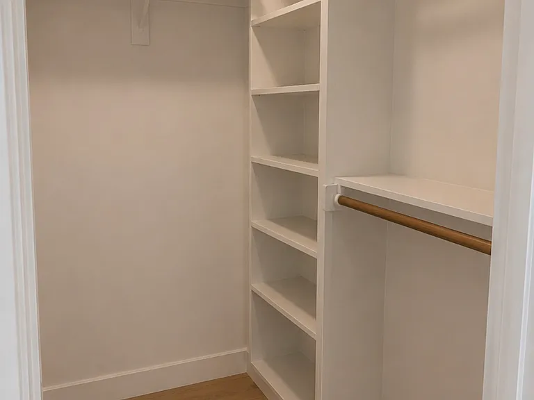 1408 Walter St SE #B — Photo 4