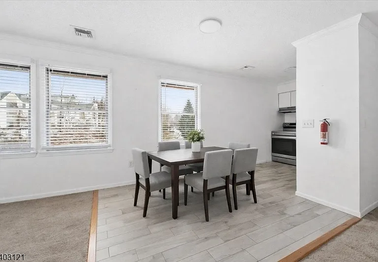 109 Quarry Rd #I — Photo 2