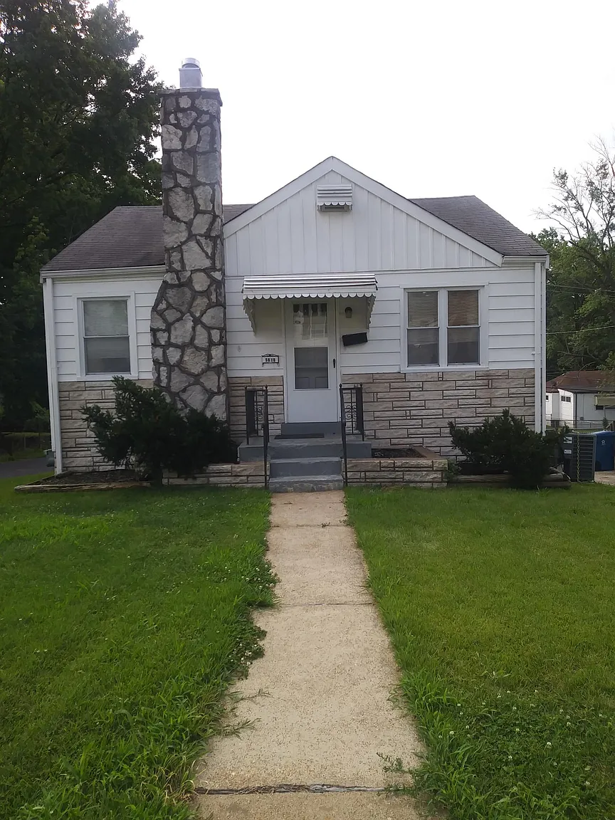 5616 Statler Ave photo 1