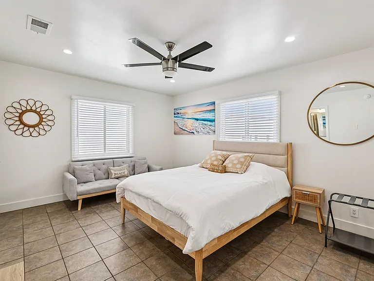 722 Sunset Ct — Photo 21