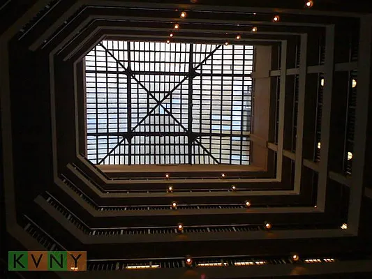 Rented by KVNY Soho | media 19