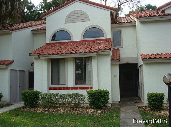 1st image of 1069 Country Club Dr