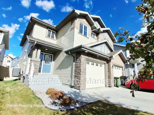 632 42nd Ave NW, Edmonton, AB T6T 0W9