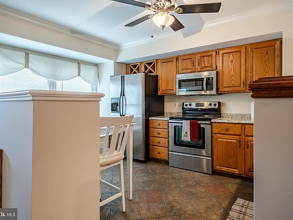 3rd image of 430 Corato Ct