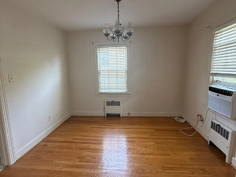 237 McDowell Rd #4 — Photo 7