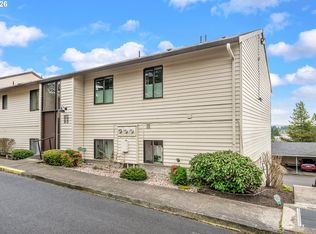 12160 SW Royal Ct APT D, King City, OR 97224