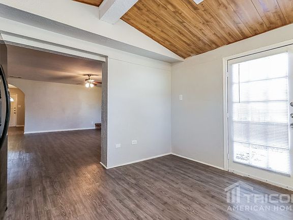 5th image of 1110 Coffeyville Trl