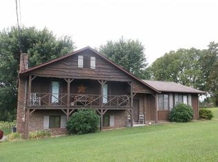 182 Camelot Ct, Elizabethton, TN 37643