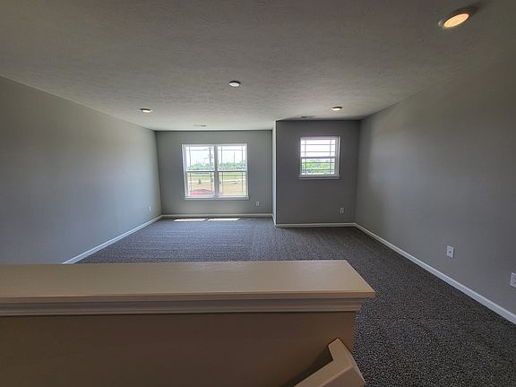 3rd image of 9127 Blunt Ave