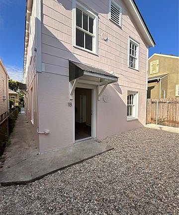 2nd image of 216 Bermuda St #1B