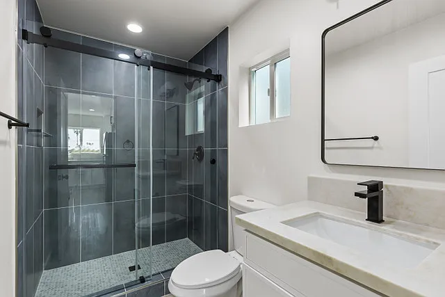 4648 Point Loma Ave #7 — Photo 3