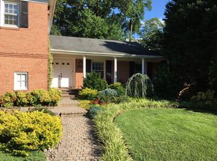 5620 Bent Branch Rd, Bethesda, MD 20816