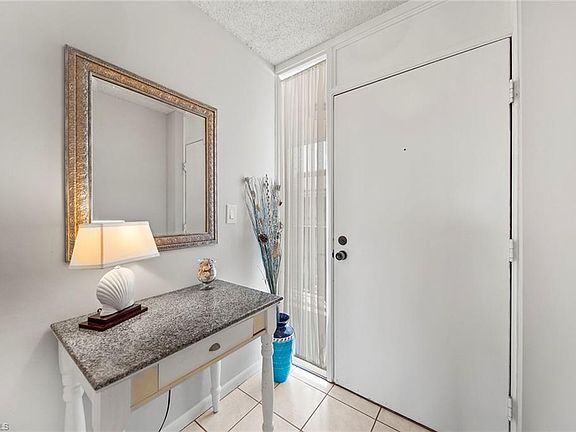 2nd image of 651 Seaview Ct Penthouse 4