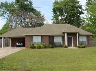 275 Spring Dr, Wetumpka, AL 36092