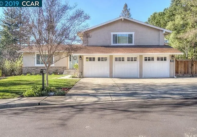 188 Lowell Dr — Photo 1