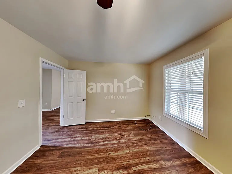 1954 Firelight Ln — Photo 16