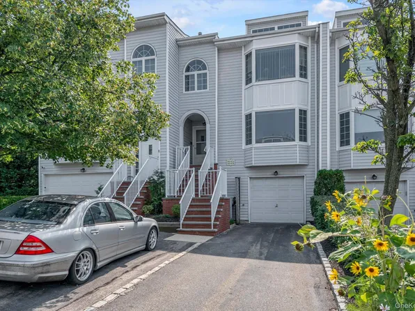 242-07A Oak Park Drive, Douglaston, NY 11362