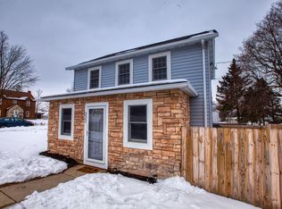 227 W Griffith St, Hustisford, WI 53034