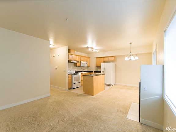 5th image of 1044 SW 130th St #I