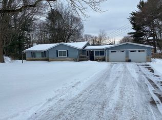 1539 Elm Grove Ave, Akron, OH 44312