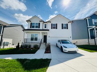417 Jet Stream Dr, La Vergne, TN 37086