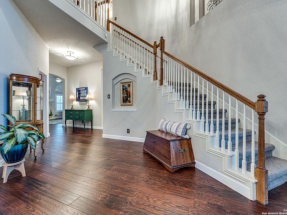 5th image of 14910 GATEVIEW DR