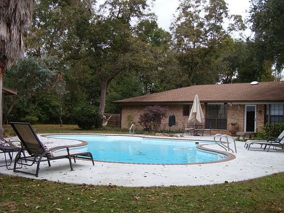 2nd image of 2721 Wilde Lake Blvd