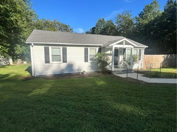 15181 Dunn Rd, Montpelier, VA 23192