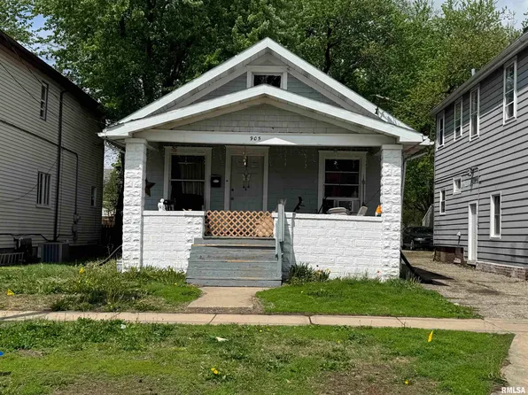 905 E Republic St, Peoria, IL 61603