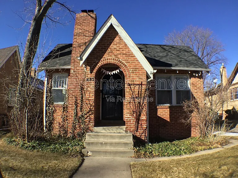 485 S York St — Photo 22