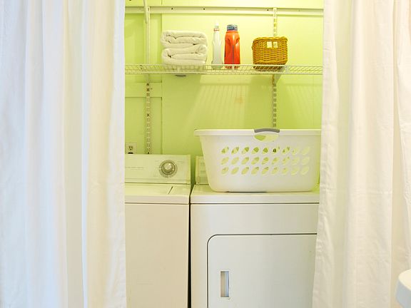 washer and dryer included