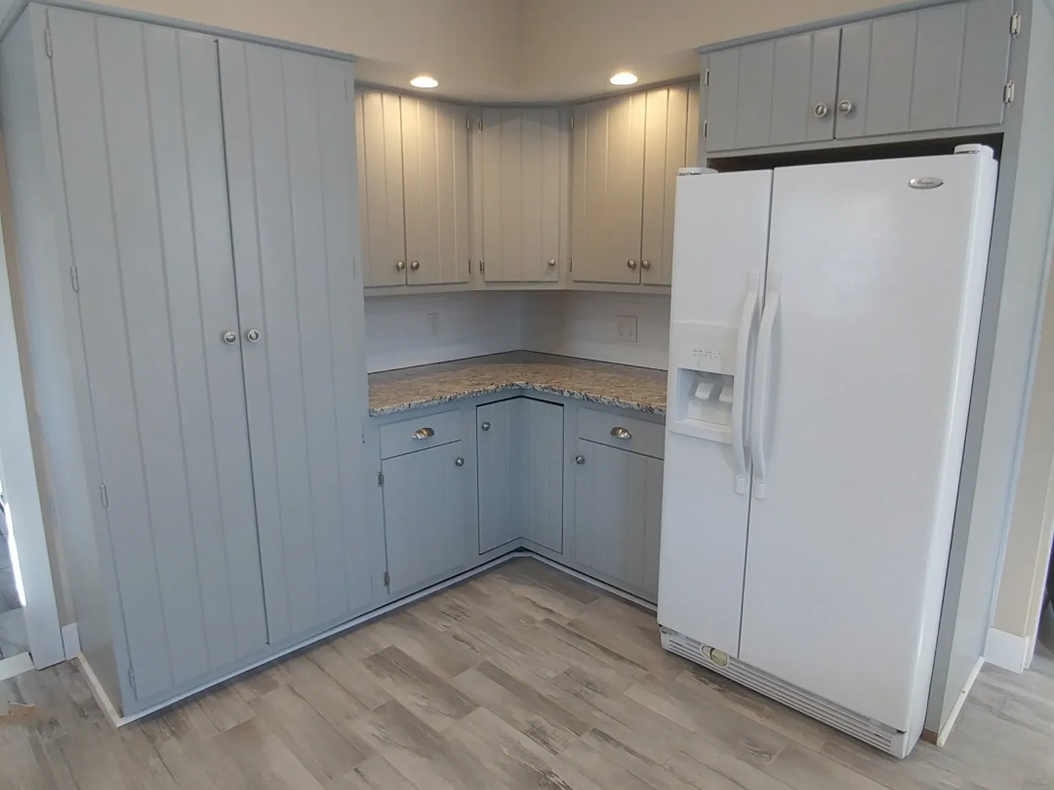 5 bed, 2160 sqft, $3,500 — Photo 2