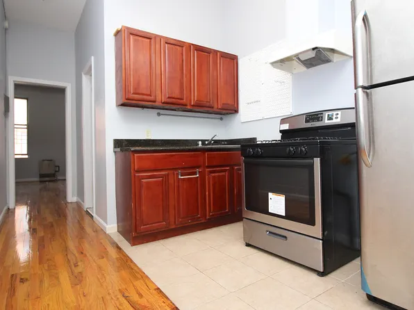 260 Jefferson Street image 1 of 12