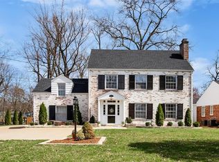 1130 S Geyer Rd, Saint Louis, MO 63122