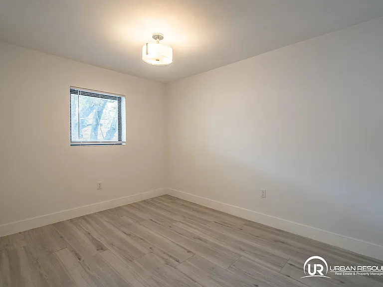 3265 Virginia St #24 — Photo 21