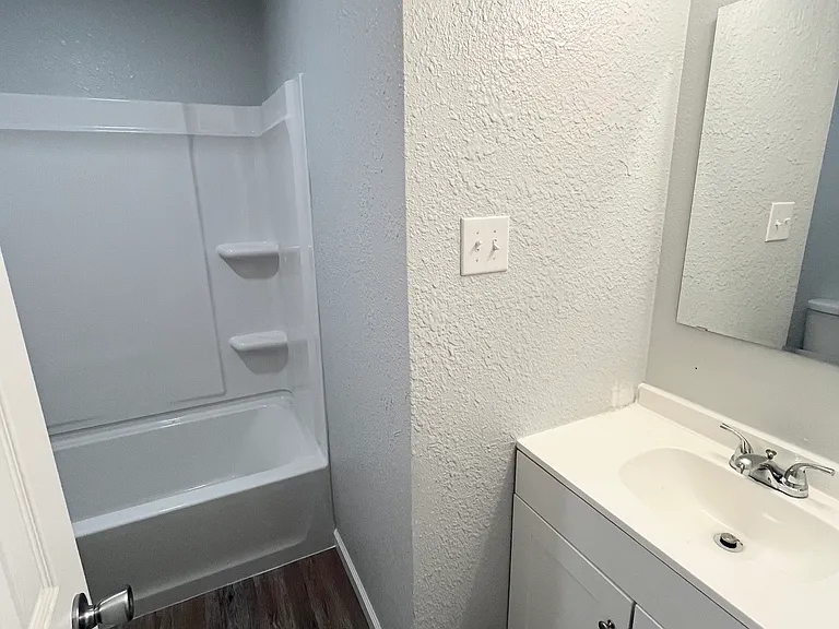 1423 Alonzo Pl — Photo 8