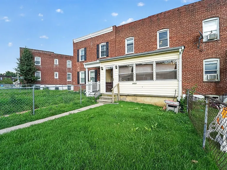 4929 Brookwood Rd — Photo 3