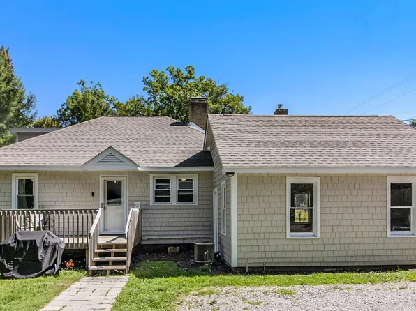 4472 W Higgins Lake Dr, Roscommon, MI 48653