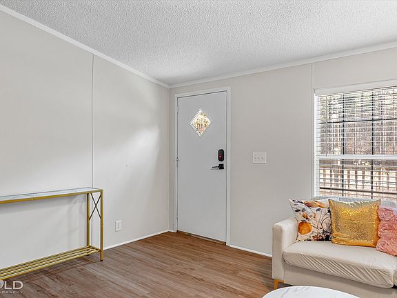 2nd image of 171 Seven Pines Rd