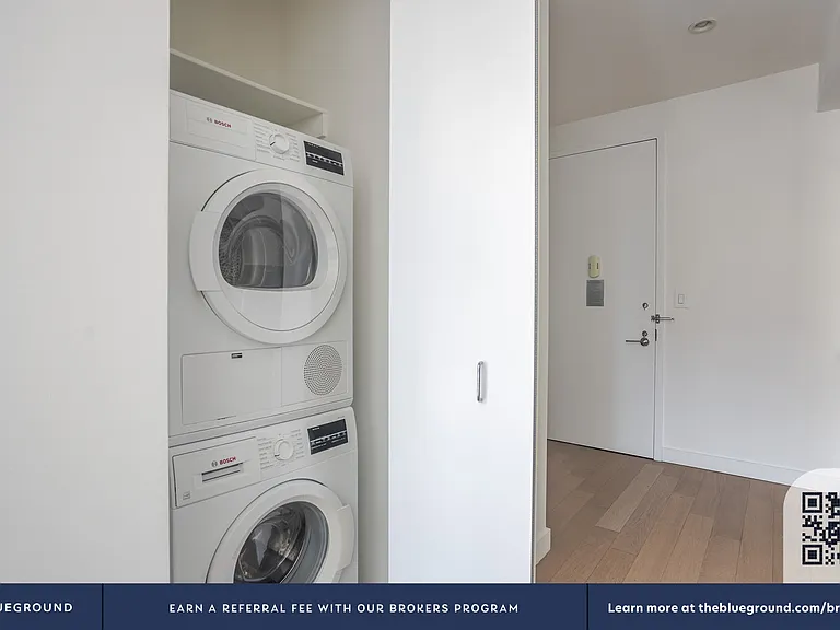 180 Water St #2910 — Photo 13