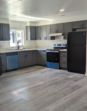 2nd image of 236 Montana St #1