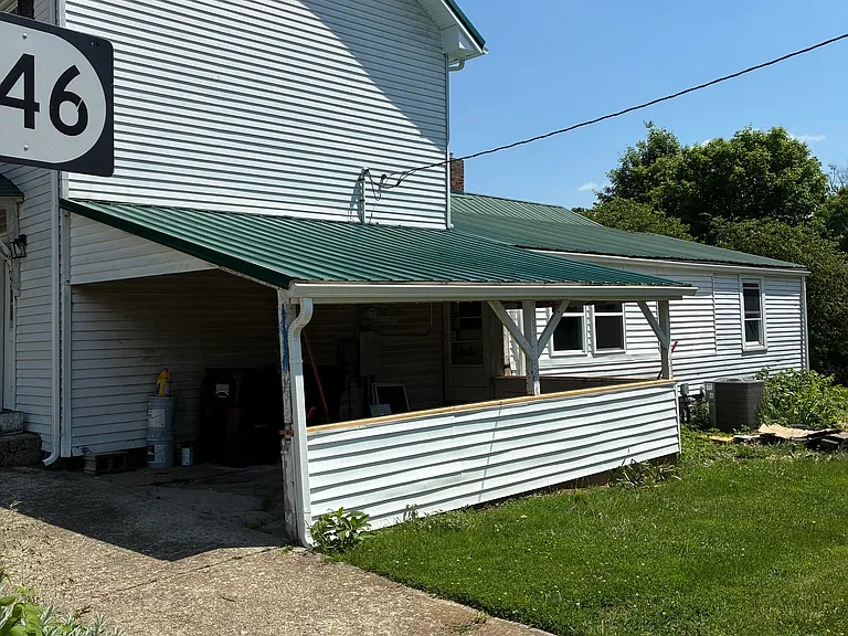 122 S Main St — Photo 29