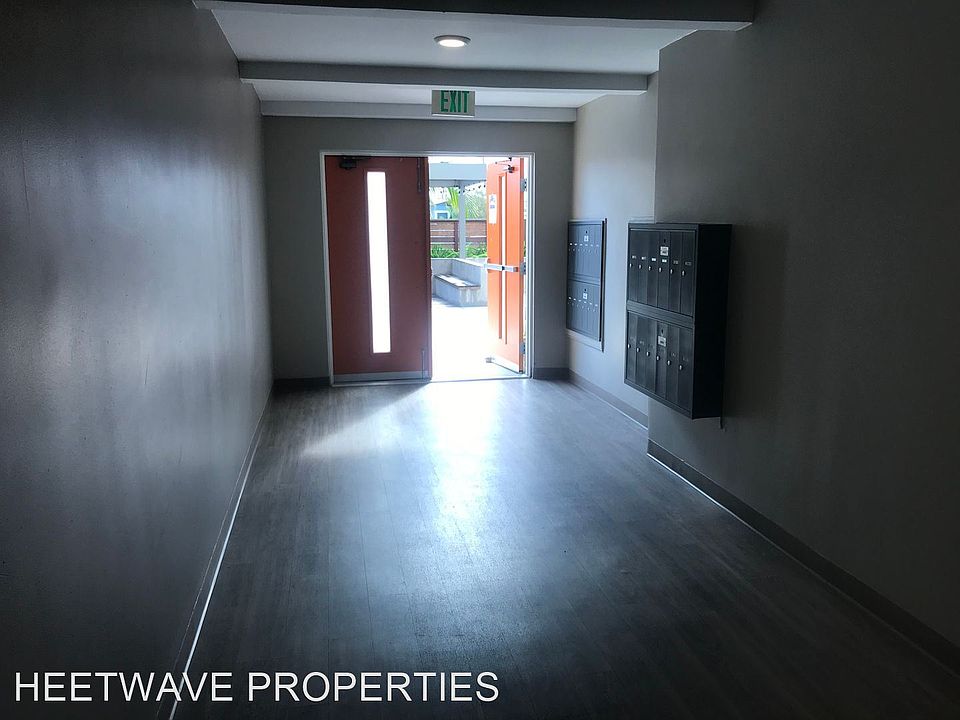 2nd image of 4720 Hawley Blvd #207